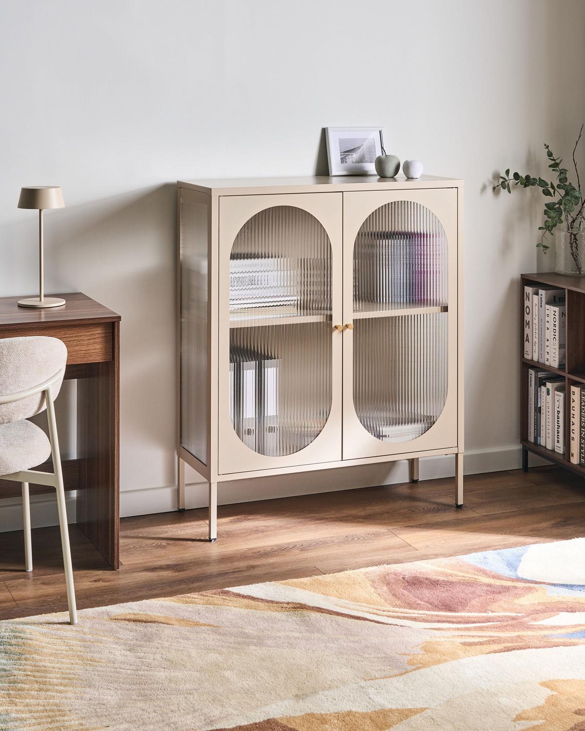 SIDEBOARD mit Glastüren Metall 90 cm Beige Sarre - Beige, Metall (90/111/35cm) - Beliani