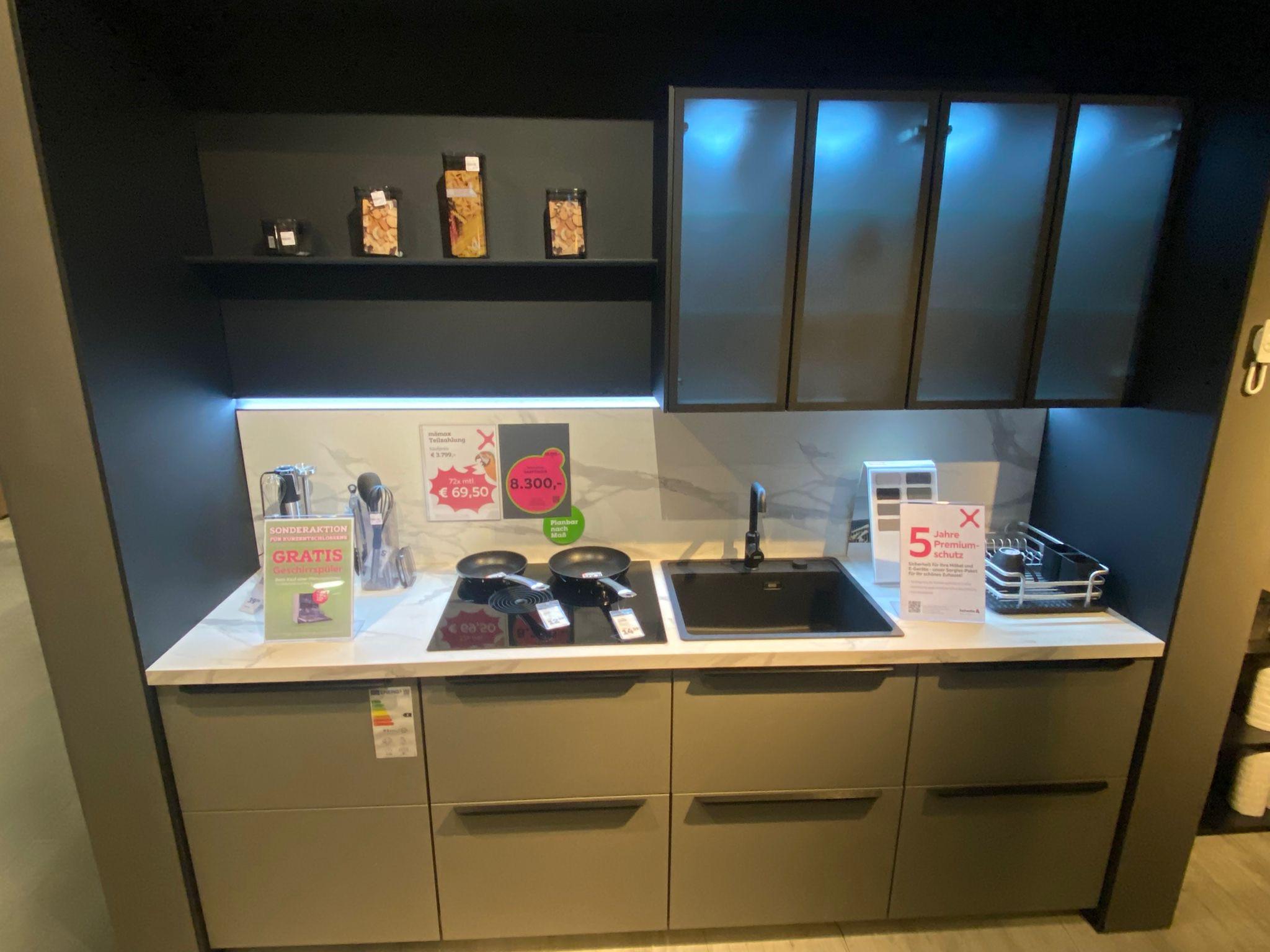 EINBAUKÜCHE EASYTOUCH - Nobilia