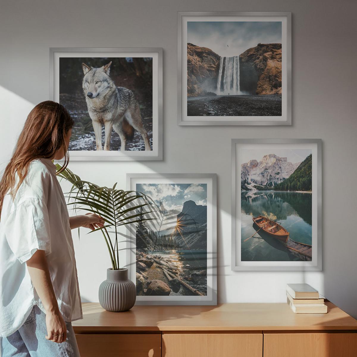 BILDER SET 4er Set - 50x50 cm & 40x60 cm Silberner Rahmen - Berge, Seen, Wasserfall, Wolf - Silberfarben, Kunststoff (50/50cm) - TULUP