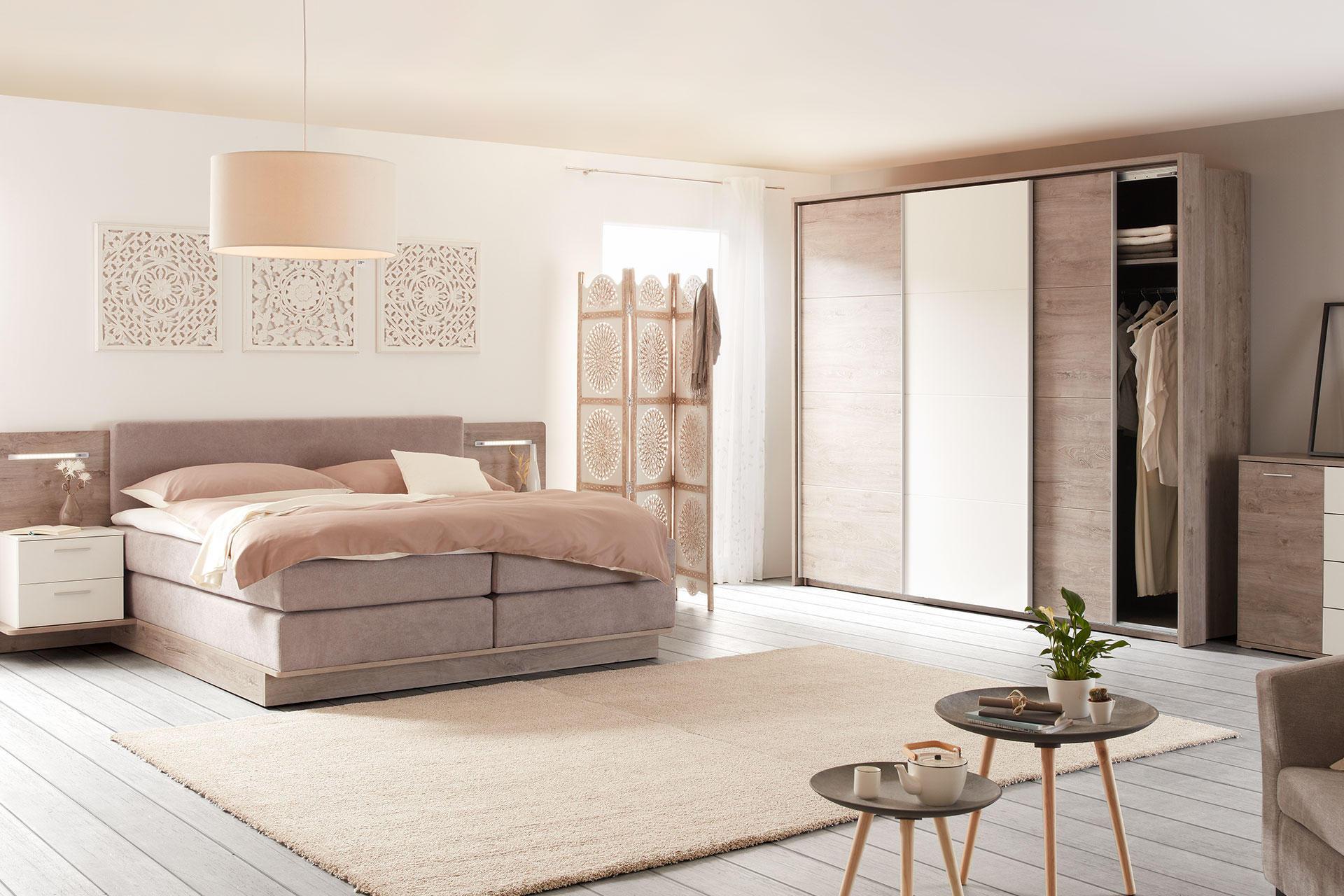 Omara z drsnimi vrati