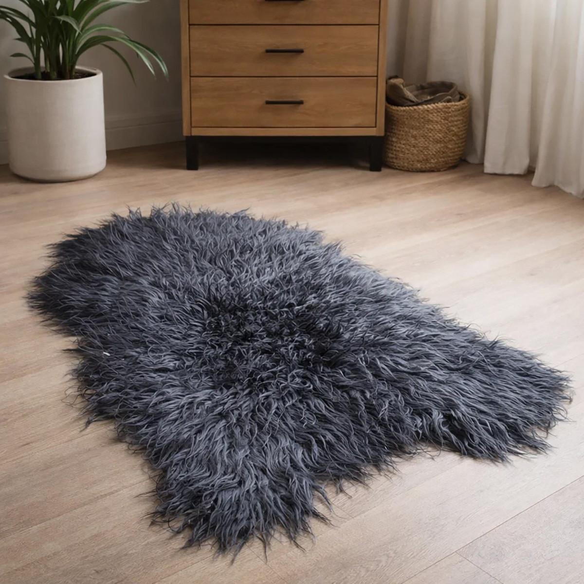 LAMMFELL Island Langhaar natur lockig weich Premium Silber Grau ca. 105 cm - Grau, Fell (55/105cm) - Provellus