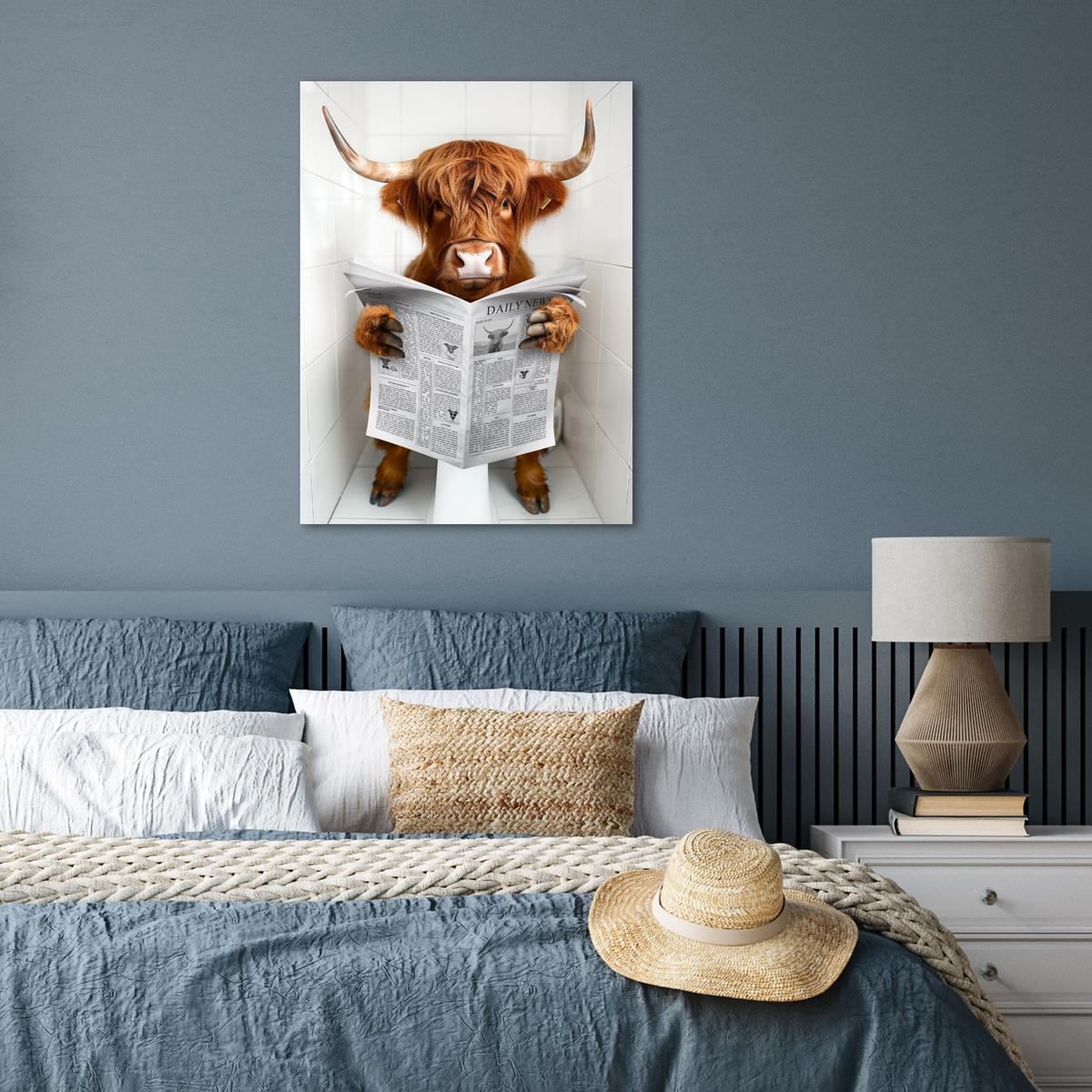 POSTER Schottischer Highlander - Tier - Zeitung - Toilette Deko Wohnzimmer 60x80 cm - Kastanienfarben, Papier (60/80/0.1cm) - MuchoWow