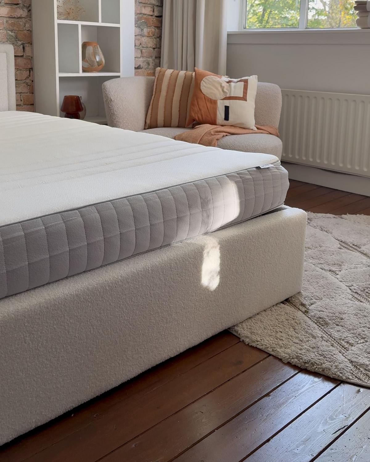 MEMORY-SCHAUMMATRATZE H3/4 Fest 140/200 cm Whisper - Weiß, Textil (140/200cm) - Beliani