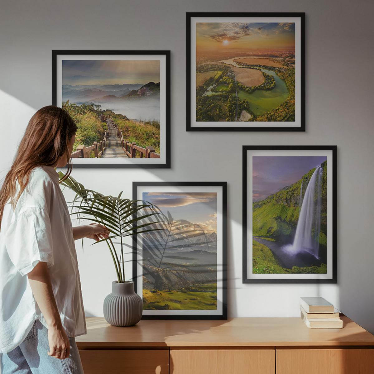 BILDER SET 4er Set - 50x50 cm & 40x60 cm Schwarzer Rahmen - Ausblicke auf Berge, Flüsse und Wasserfälle - Schwarz, Kunststoff (50/50cm) - TULUP