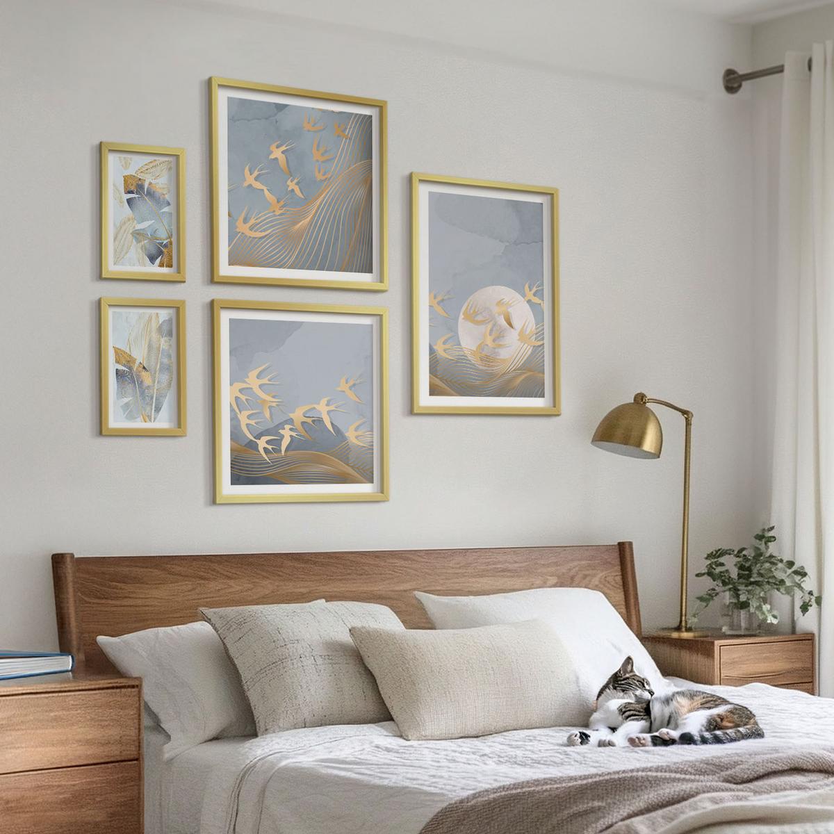 BILDER SET 5er Set - 50x50 cm & 20x30 cm & 40x60 cm Goldrahmen - Blaubeige Blätter im Hintergrund - Goldfarben, Kunststoff (40/60cm) - TULUP