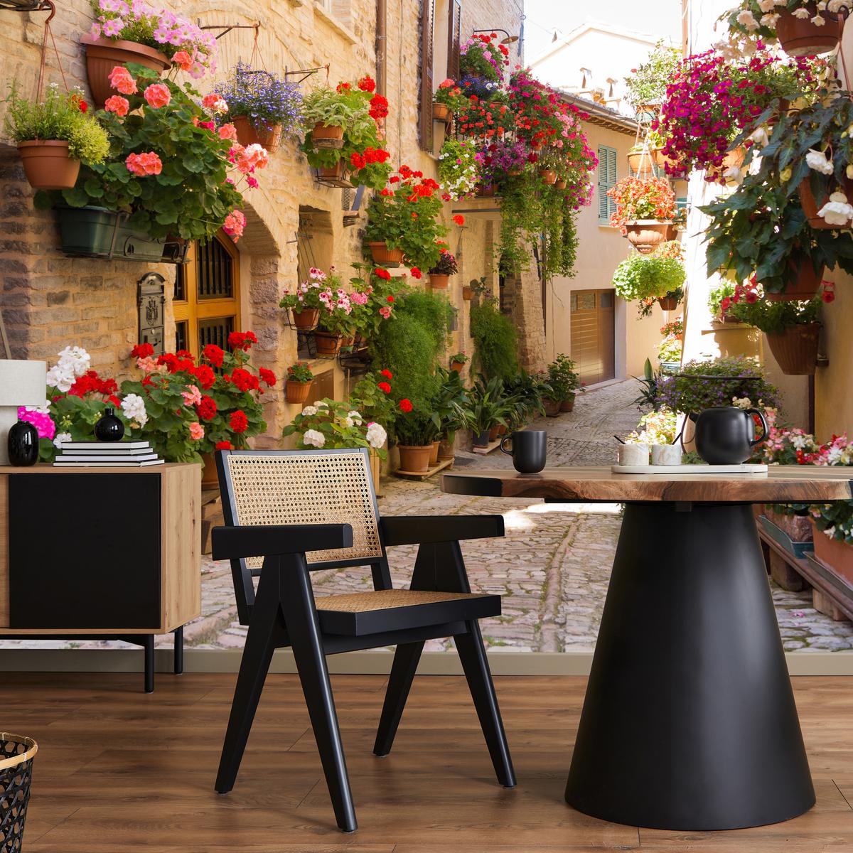 FOTOTAPETE für Wohnzimmer Italienische Steinstraße Blumen Pflanzene 350x256 - Beige/Rot, Papier (350/256cm) - Muralo