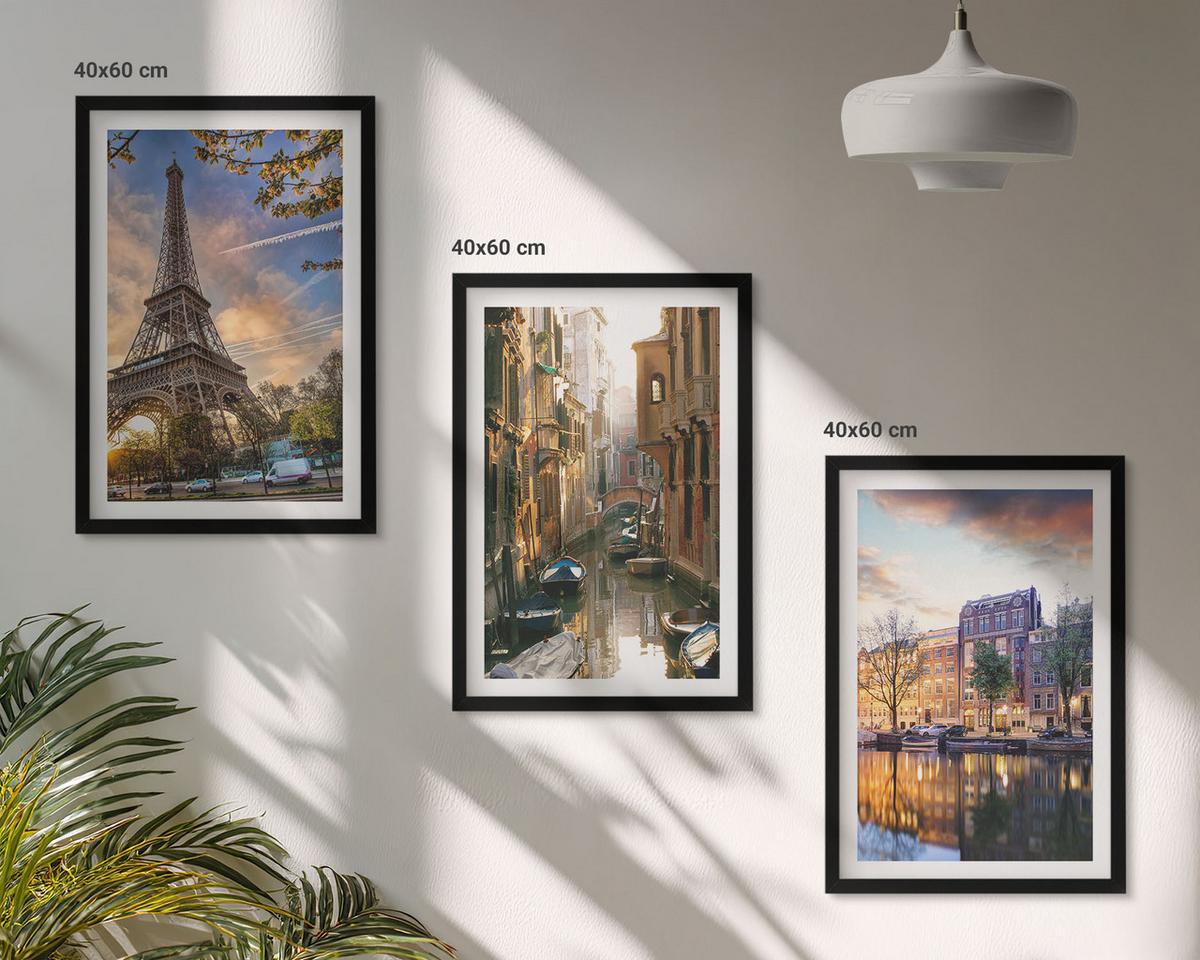 BILDER SET 3er Set - 40x60 cm Schwarzer Rahmen - Eiffelturm Venedig Amsterdamer Kanäle - Schwarz, Kunststoff (40/60cm) - TULUP