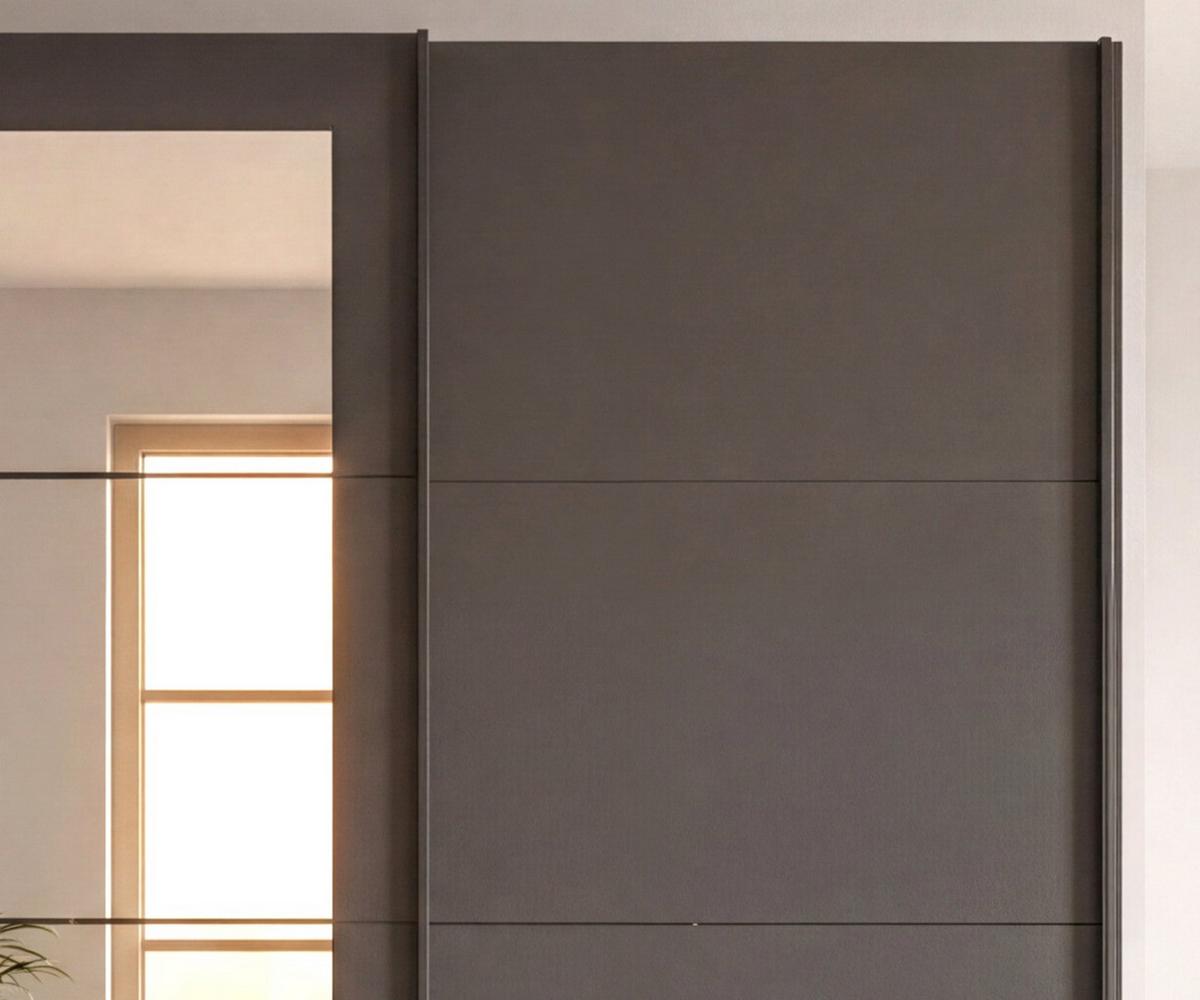SCHWEBETÜRENSCHRANK 3-türig B270/H208/64 cm Kleiderschrank in Grafit, mittig Spiegel, Griffe Schwarz / 22630 - Graphitfarben/Schwarz, Holzwerkstoff/Metall (270/208/64cm) - luma-home