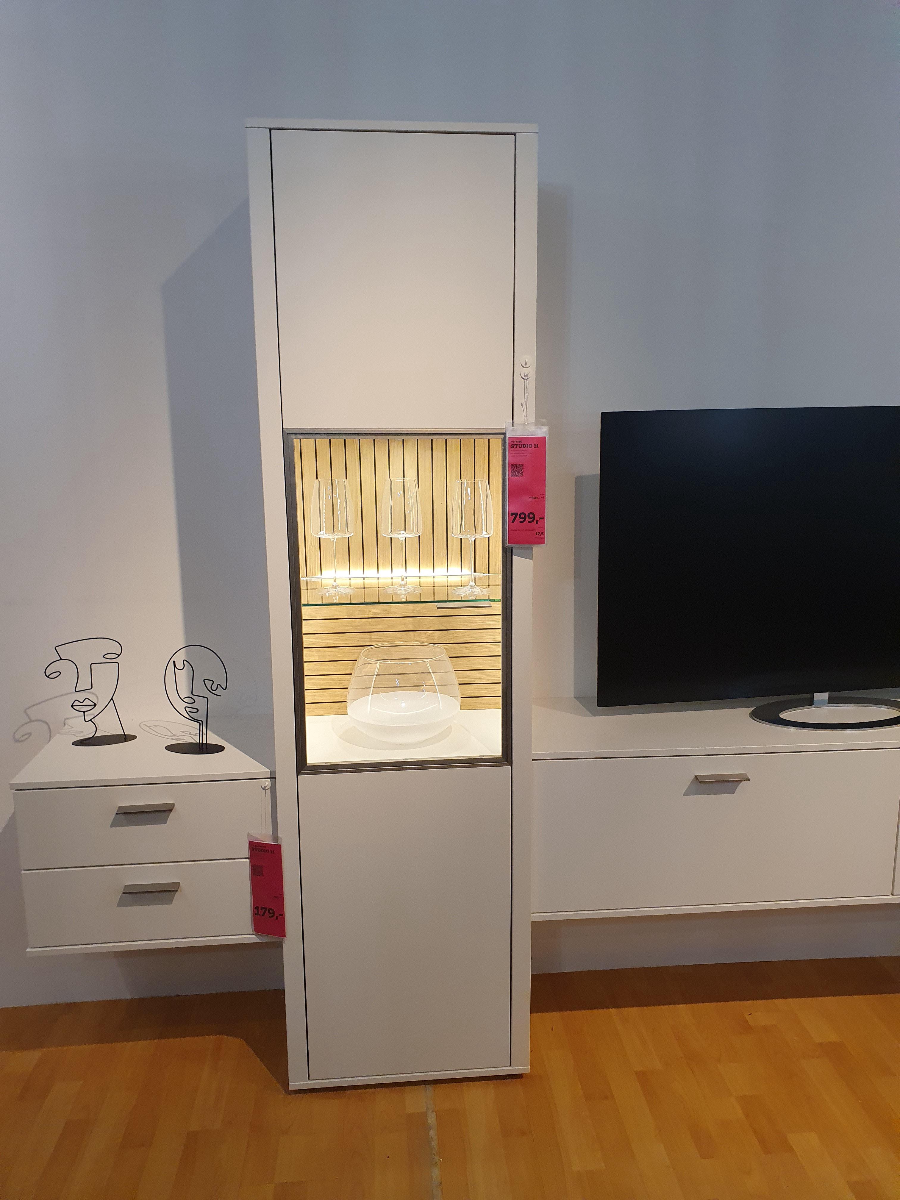 VITRINE STUDIO 11