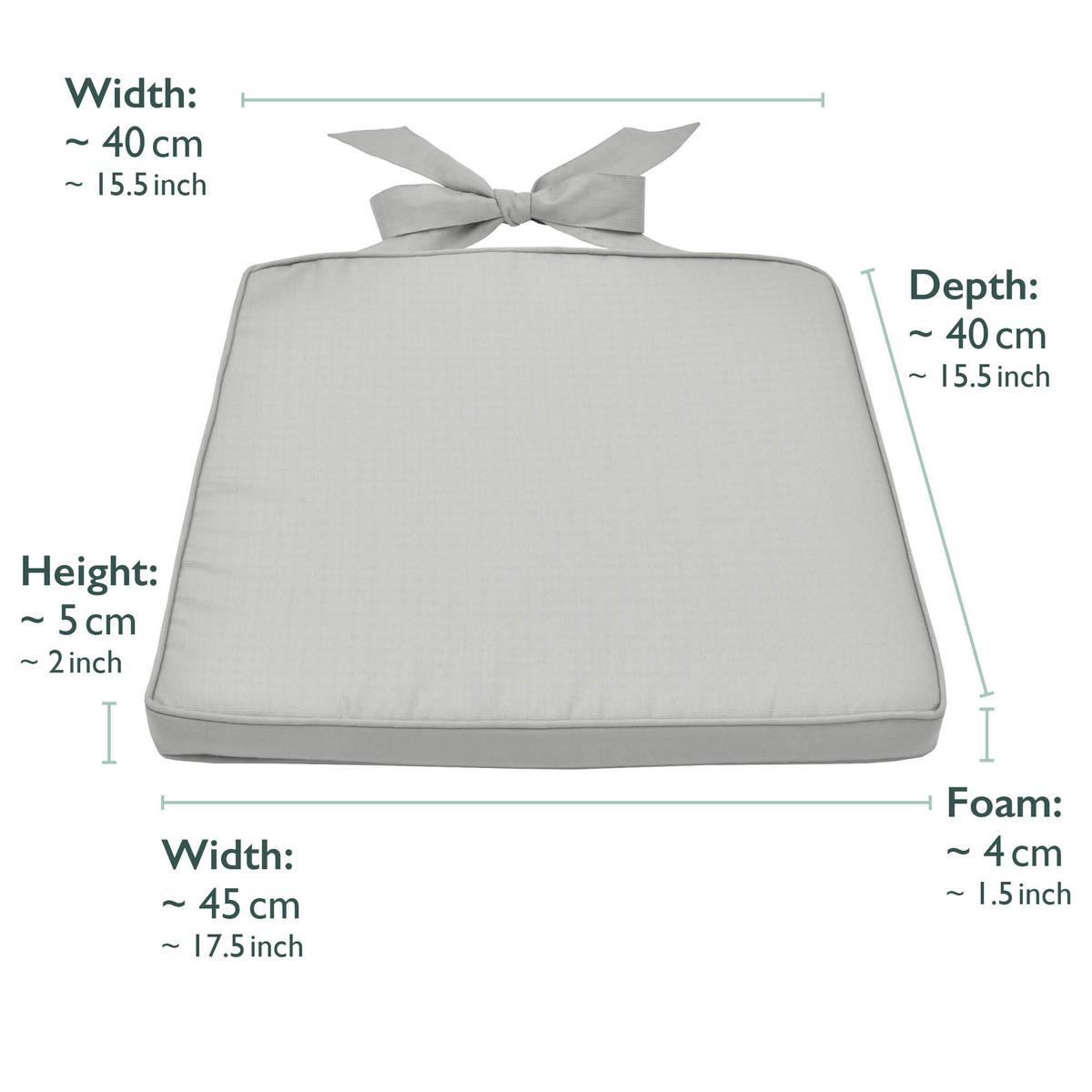 STUHLKISSEN Pia 45/40/5 cm Hellgrau 4tlg - Hellgrau, Textil (40/45cm) - Beautissu 