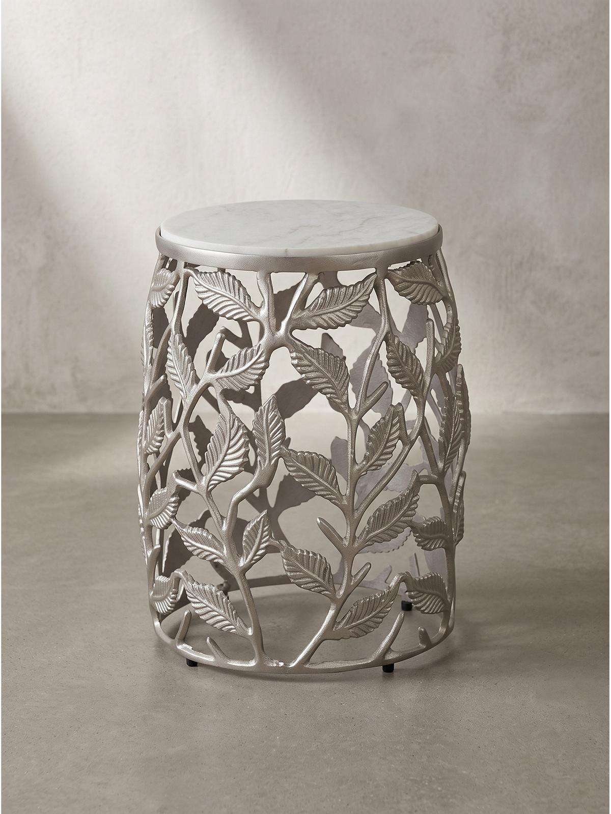 BEISTELLTISCH ALASSIO, Marmor, handgefertigt, Silber-Weiß, Ø 40 x 46 cm - Silberfarben, Stein/Metall (40/40/46cm) - KADIMA DESIGN