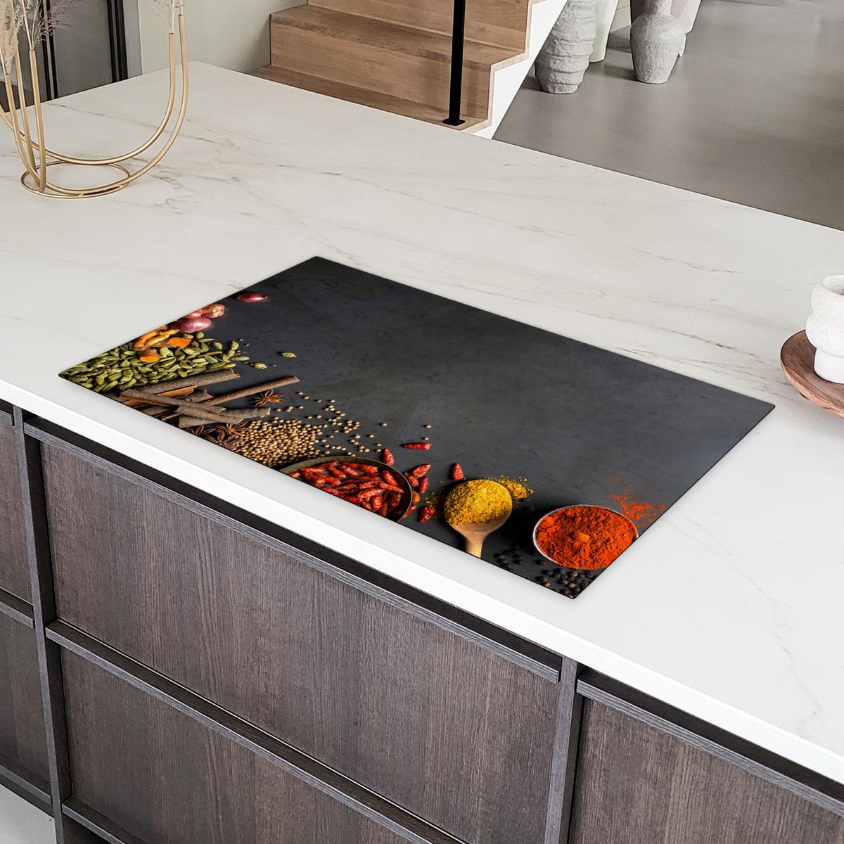 HERDABDECKPLATTE Kräuter - Lebensmittel - Gewürze - Schwarz - Paprika - Zimt Induktionsschutz 91.2x52 cm - Currygelb, Kunststoff (91.2/52/0.2cm) - MuchoWow