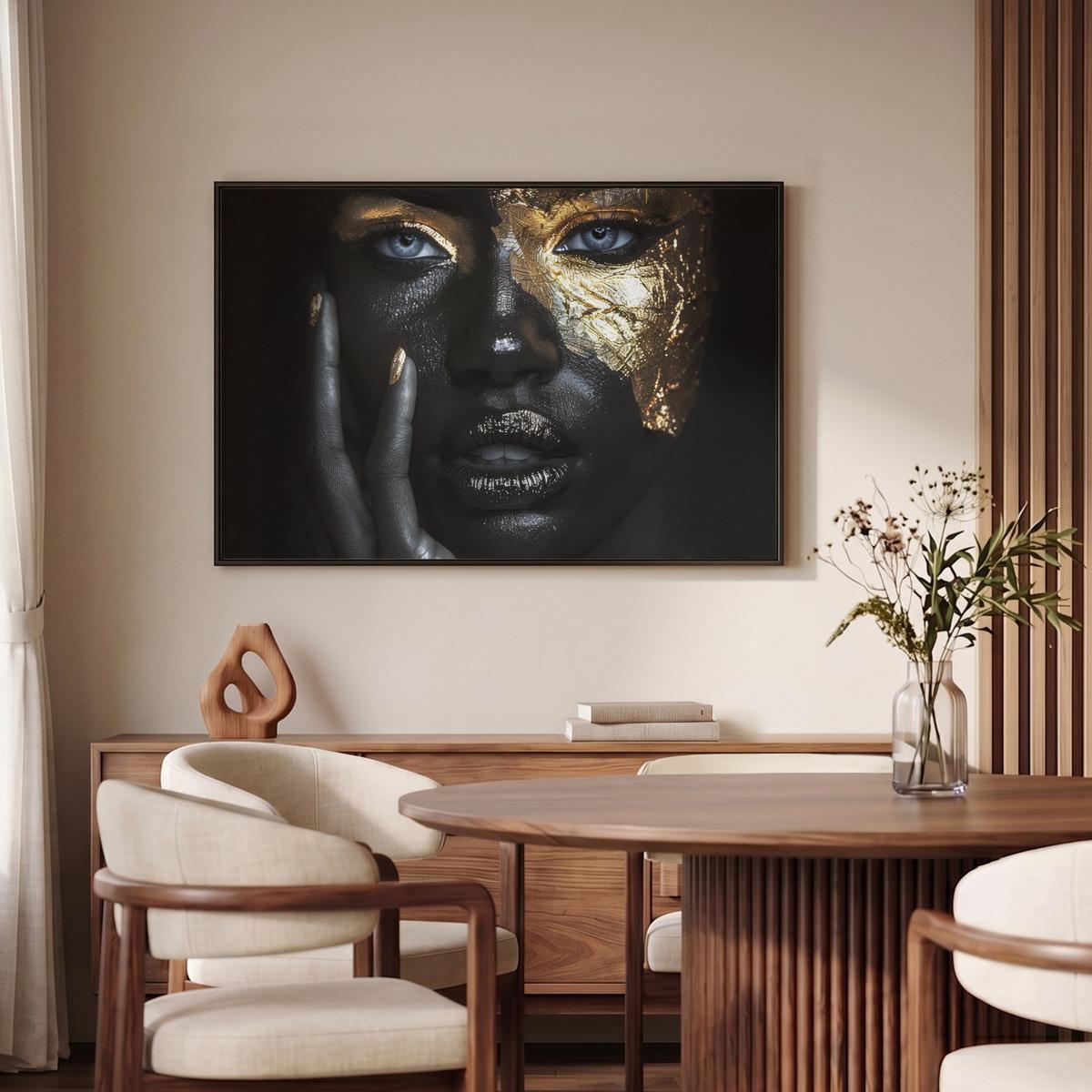 LEINWAND Bilder mit Rahmen - Frau - Gold - Porträt - Schwarz-Weiß - Luxus - 90x60 - Hellblau, Textil (90/60cm) - MuchoWow