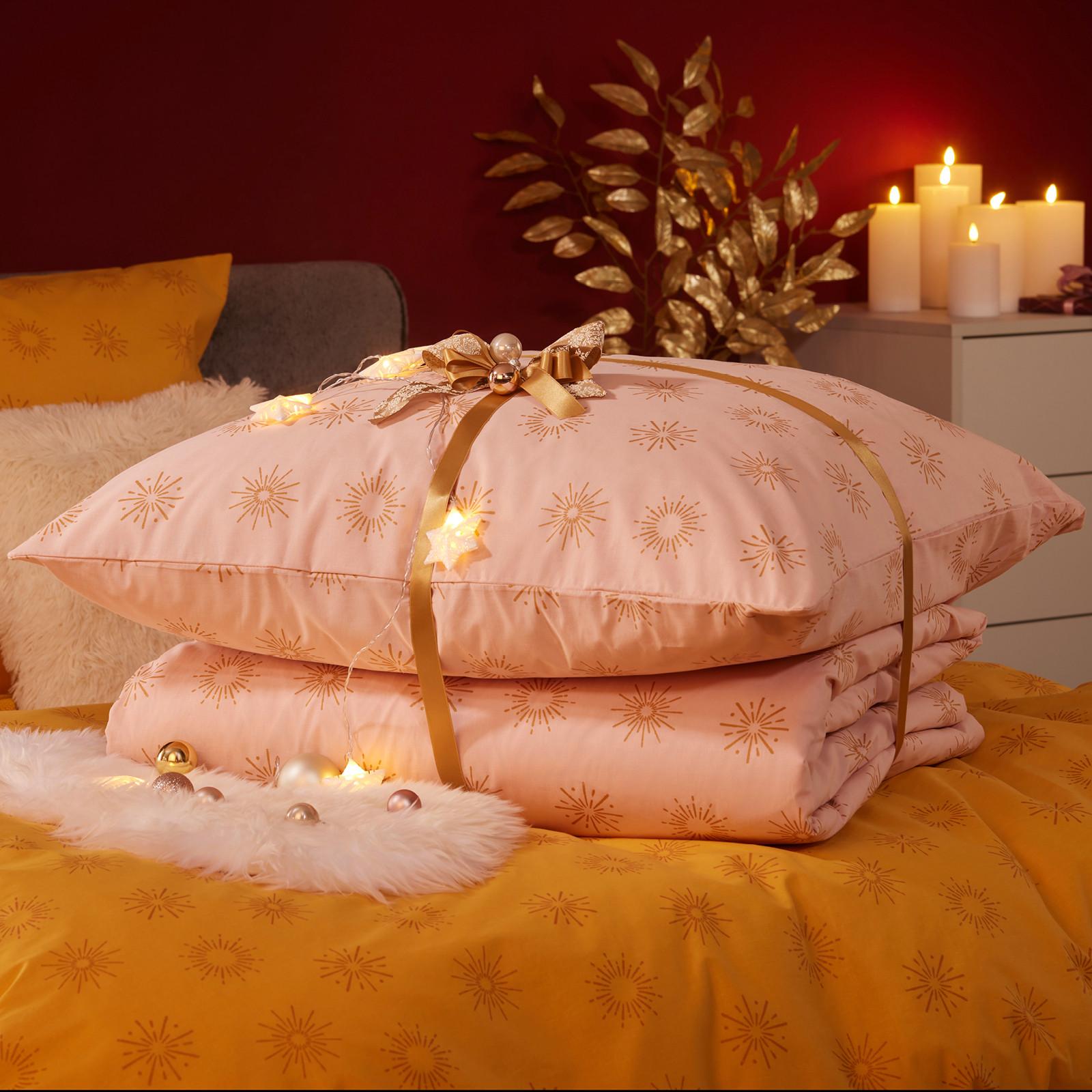 Poduszka i koc w stylu Golden Lights