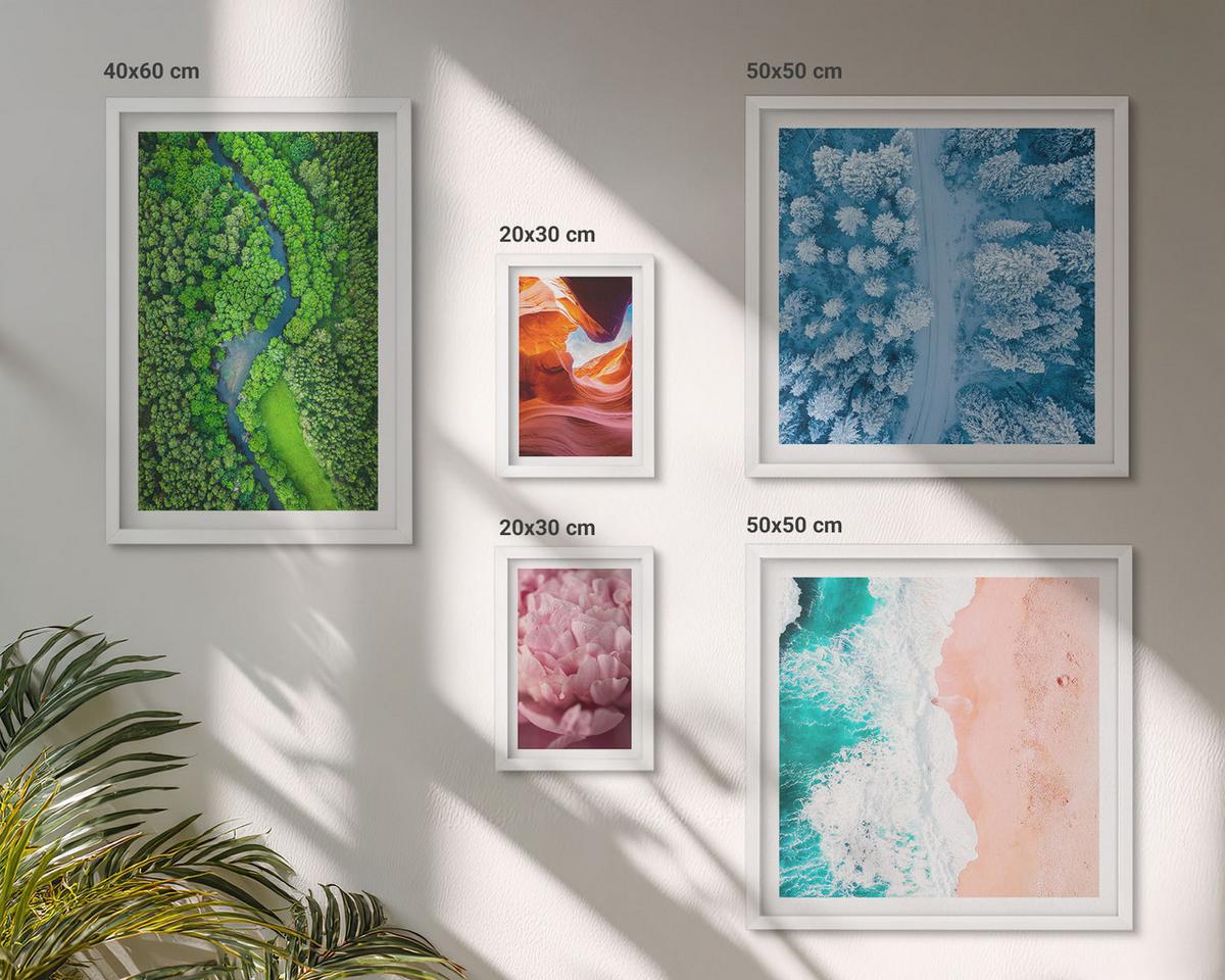 BILDER SET 5er Set - 50x50 cm & 20x30 cm & 40x60 cm Weißer Rahmen - Pferde, Bewegung, Strand, Leuchtturm, Berge - Weiß, Kunststoff (40/60cm) - TULUP