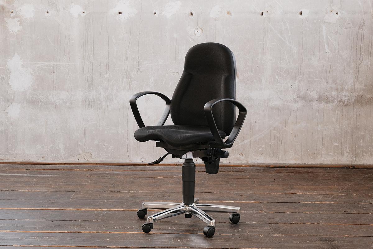 BÜROSTUHL TINO Schwarz Kunststoff Höhenverstellbar - Silberfarben/Schwarz, Kunststoff/Metall (64/104/64cm) - KAWOLA