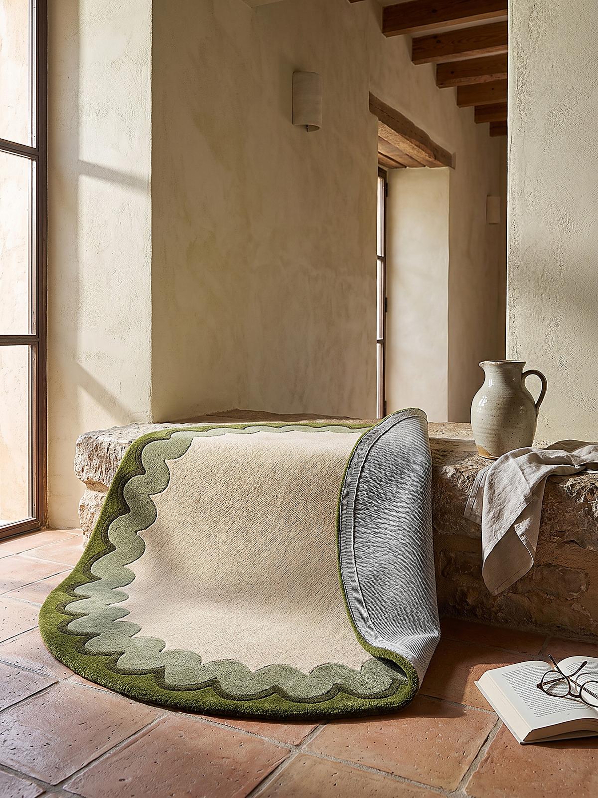 WOLLTEPPICH handgetuftet WAVENEY, Zickzack-Wellenbordüre, Olivgrün, Ø 160 cm - Grün, Textil (160/160cm) - KADIMA DESIGN