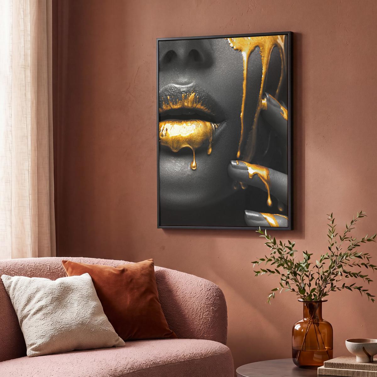 LEINWAND Bilder mit Rahmen - Frau - Schwarz - Gold - Gesicht - Lippen - 70x100 - Goldfarben, Textil (70/100cm) - MuchoWow