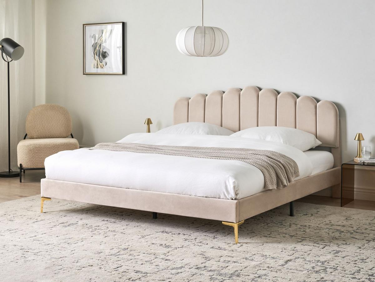 BETT mit Lattenrost 180/200 cm Samtstoff Beige Sauvian - Beige, Textil (180/200cm) - Beliani