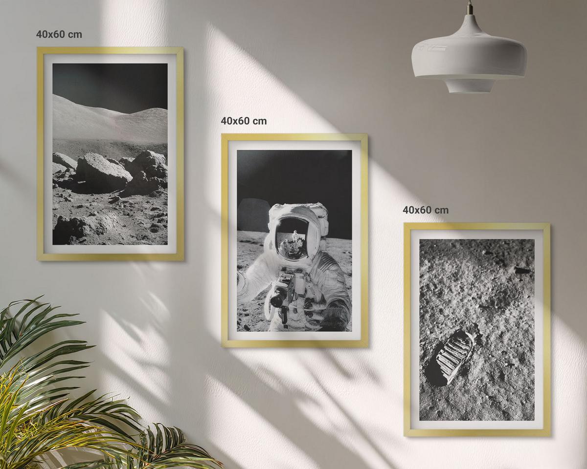 BILDER SET 3er Set - 40x60 cm Goldrahmen - NASA-Fotos vom Mond Astronaut - Goldfarben, Kunststoff (40/60cm) - TULUP
