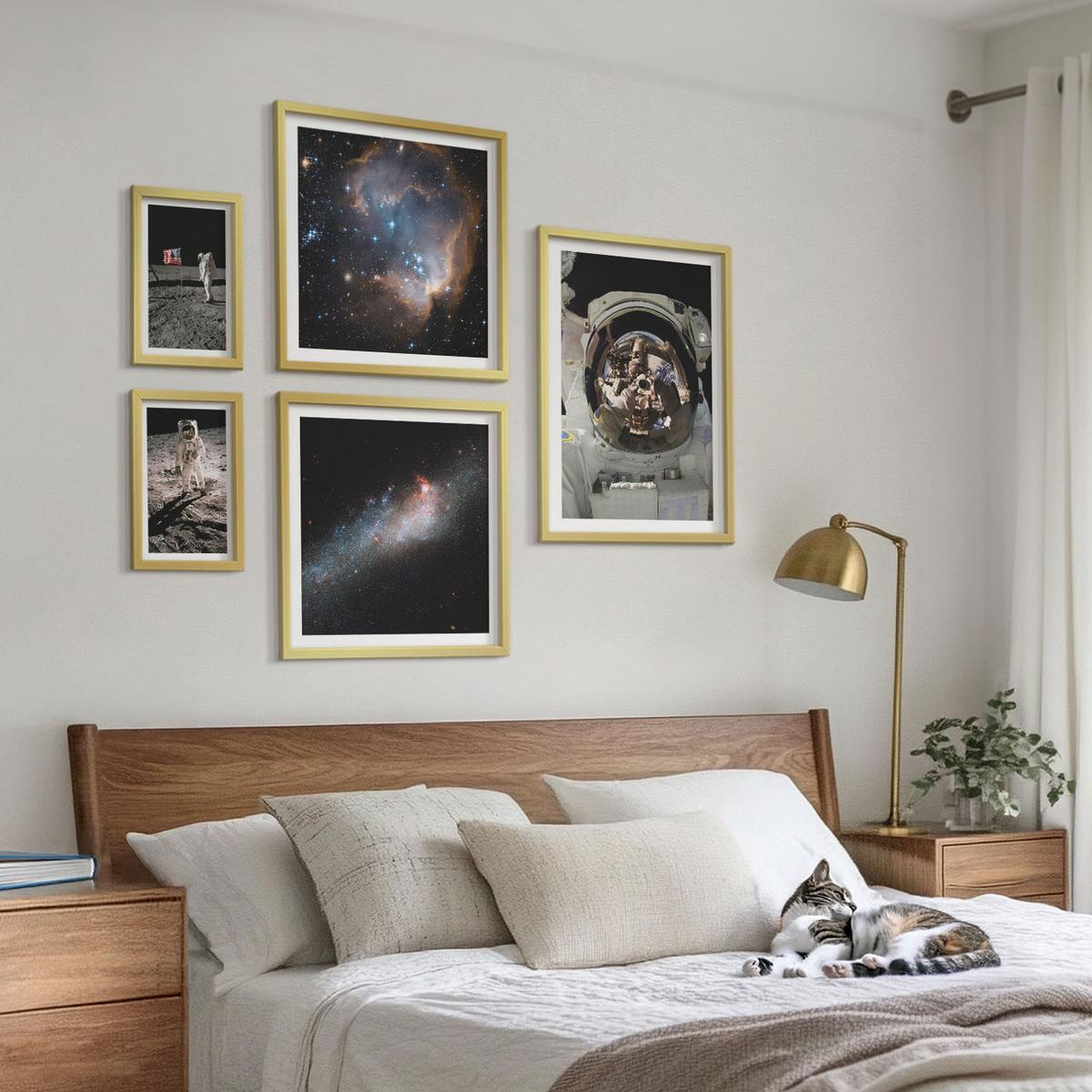 BILDER SET 5er Set - 50x50 cm & 20x30 cm & 40x60 cm Goldrahmen - Astronauten landen auf dem Mond - Goldfarben, Kunststoff (40/60cm) - TULUP