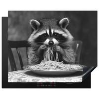 HERDABDECKPLATTE Waschbär - Niedlich - Pasta - Tischtuch - Schwarz - Weiß Herdabdeckung Induktionsfeld 65x52 cm - Grau, Kunststoff (65/52/0.2cm) - MuchoWow