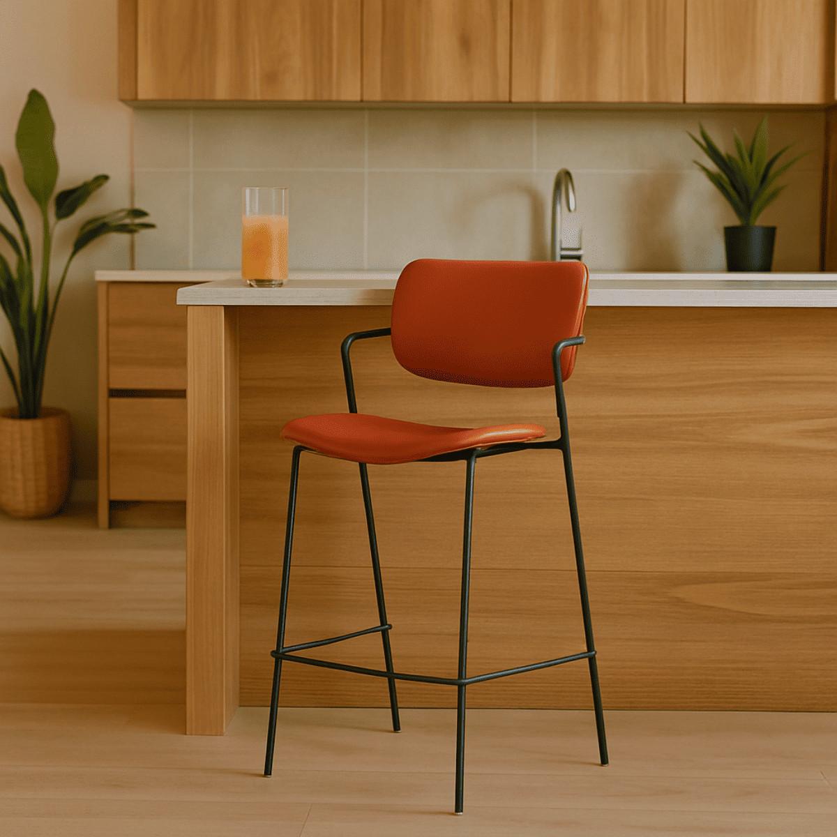 HOCKERN (Set aus 2) mit schwarzen metallbeinen - maika 44/51/66 cm - Orange, Kunststoff (51/66/44cm) - Calicosy