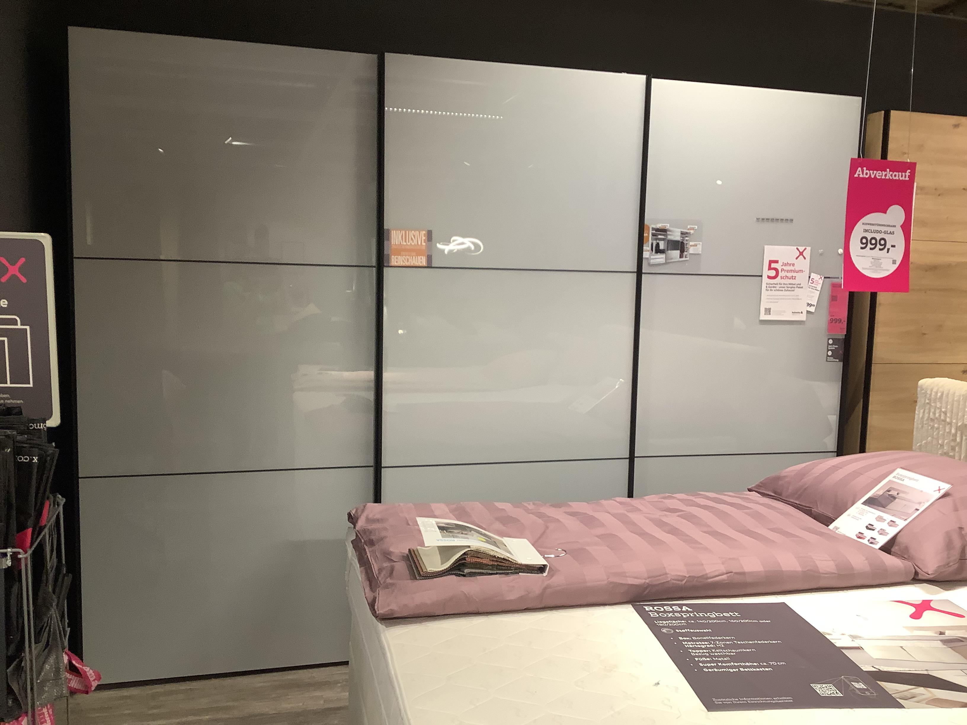 Schwebetürenschrank Includo
