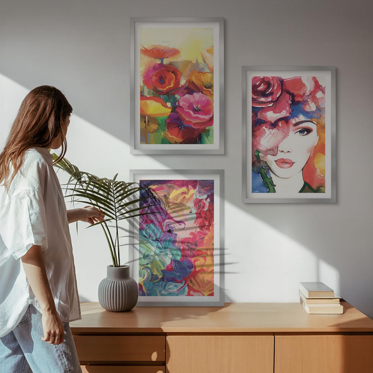 BILDER SET 3er Set - 40x60 cm Silberner Rahmen - Intensives Blumenporträt einer Frau - Silberfarben, Kunststoff (40/60cm) - TULUP