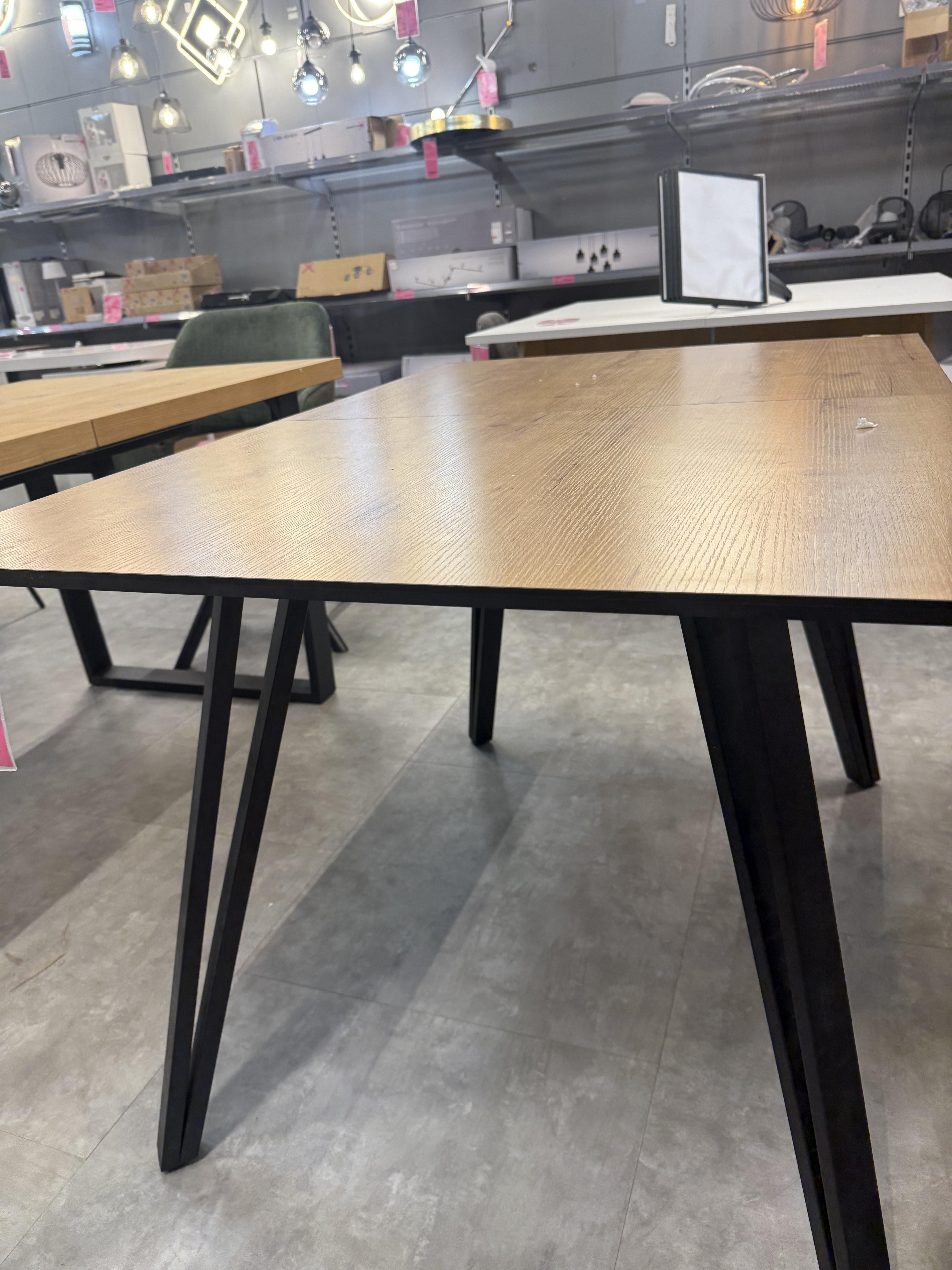 CSEPEL OUTLET KIHÚZHATÓ ASZTAL DANIEL