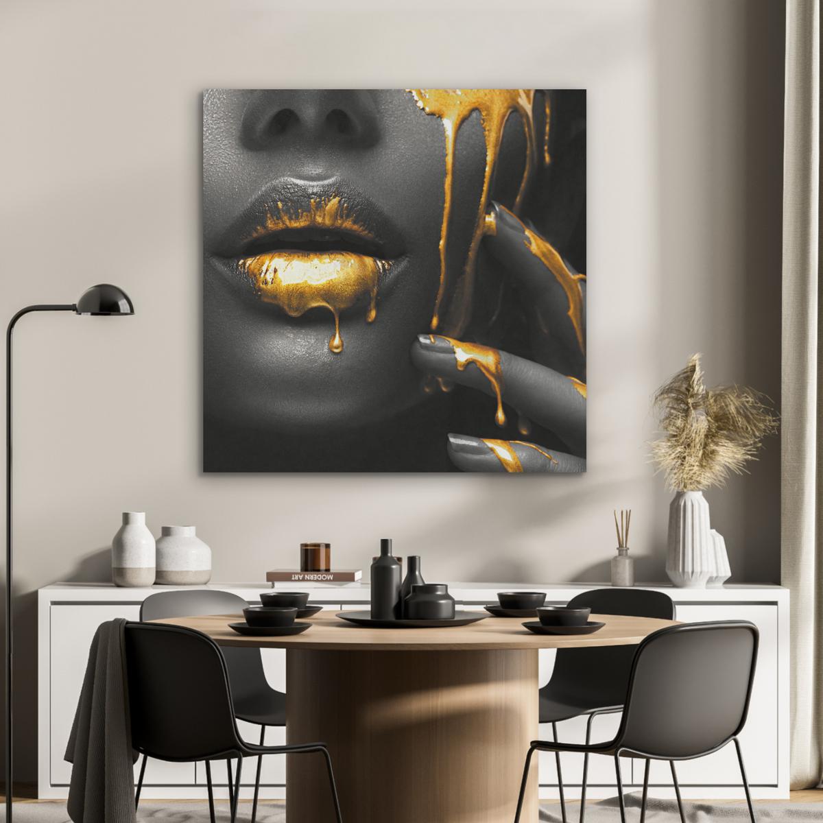 AKUSTIKBILD Frau - Schwarz - Gold - Gesicht - Lippen Akustikpaneele 90x90 cm - Goldfarben, Kunststoff (90/90/0.9cm) - MuchoWow