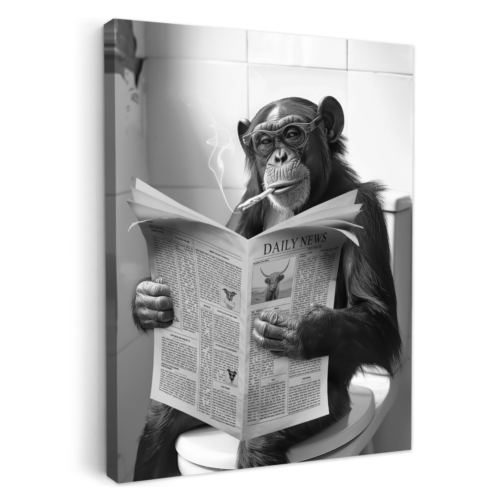 LEINWANDBILD Affe - WC - Zeitung - Schwarz-Weiß - Humor Wandbild Wohnzimmer 50x70 cm - Hellgrau, Textil (50/70cm) - MuchoWow