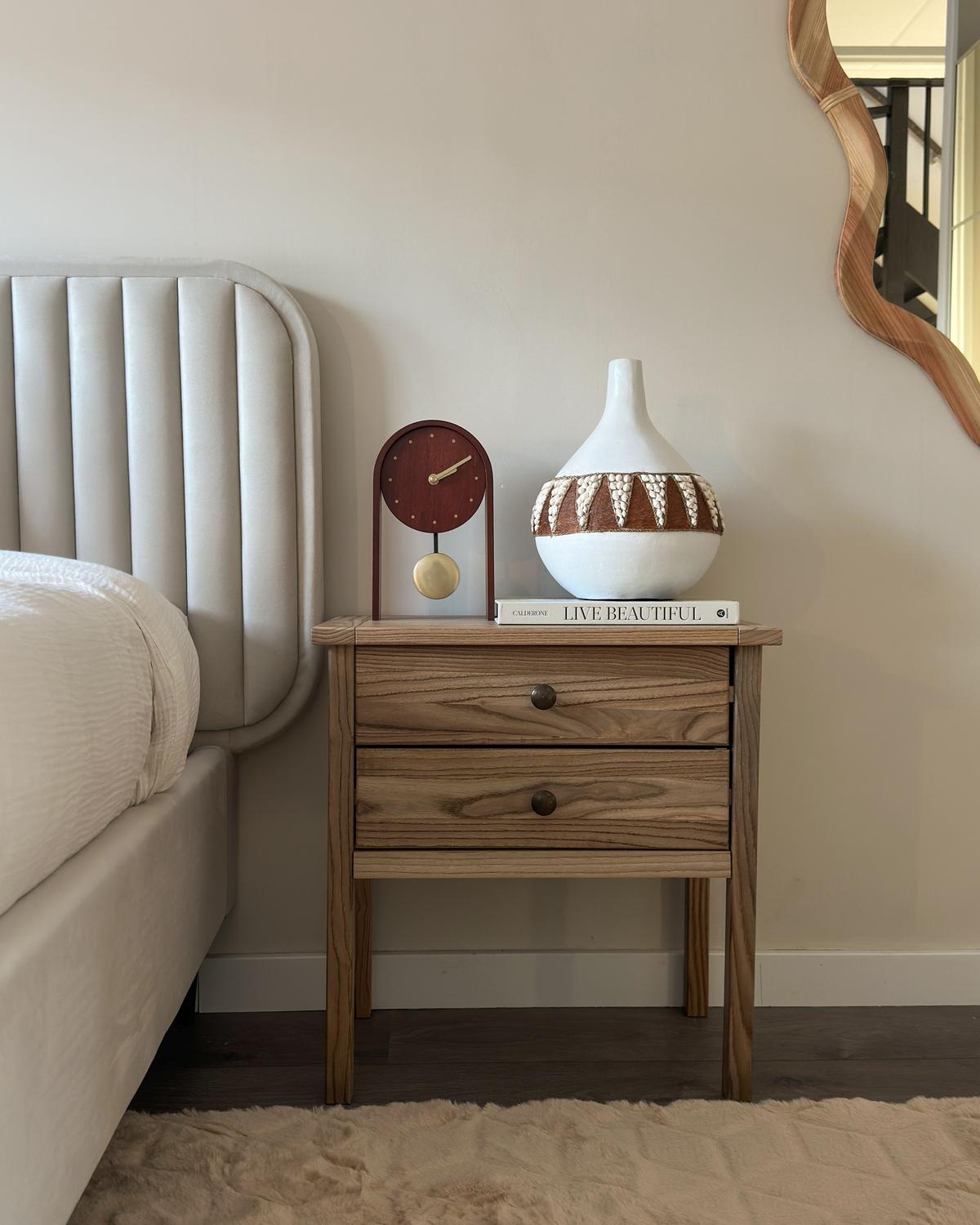 NACHTTISCH mit 2 Schubladen Sassafrasholz Braun Salton - Braun, Holz (53/55/31cm) - Beliani