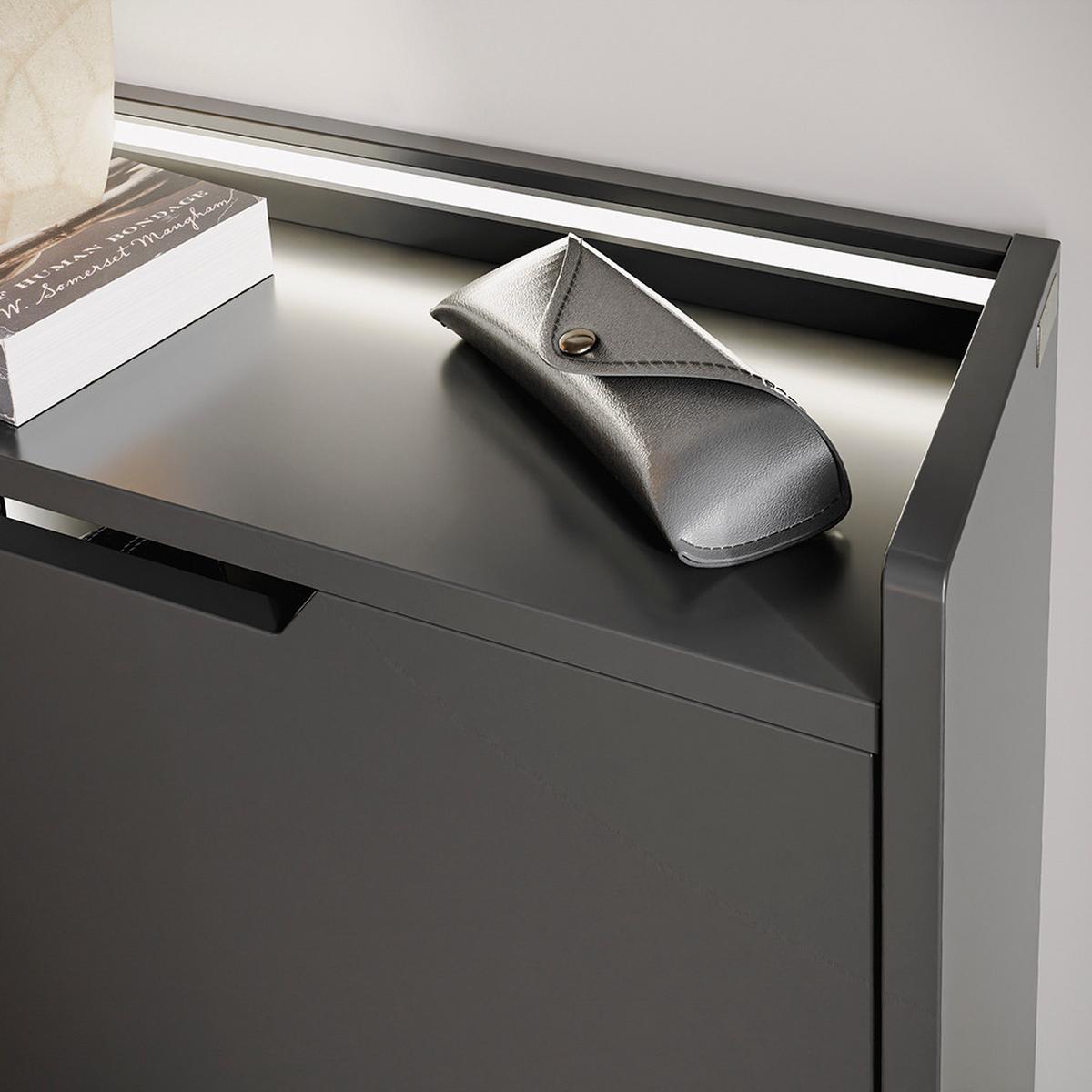 SCHUHSCHRANK 3 Türen Schwarz 50x19x131cm Modern - Schwarz, Holzwerkstoff (19/131/50cm) - SoBuy