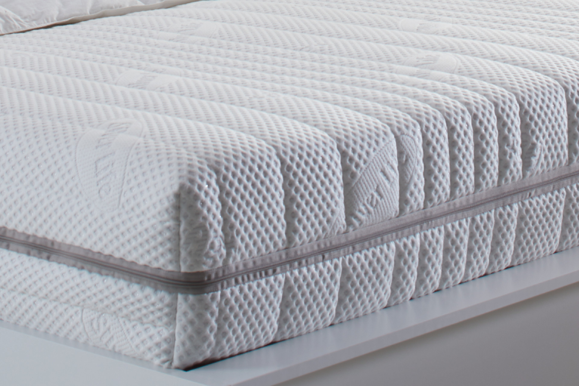 Taschenfederkernmatratze Bezug weiß zweiteilig abnehmbar und waschbar 