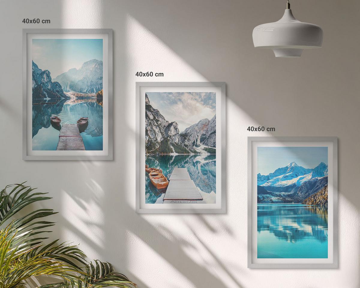 BILDER SET 3er Set - 40x60 cm Silberner Rahmen - Spiegelung der Boote auf Bergseen - Silberfarben, Kunststoff (40/60cm) - TULUP