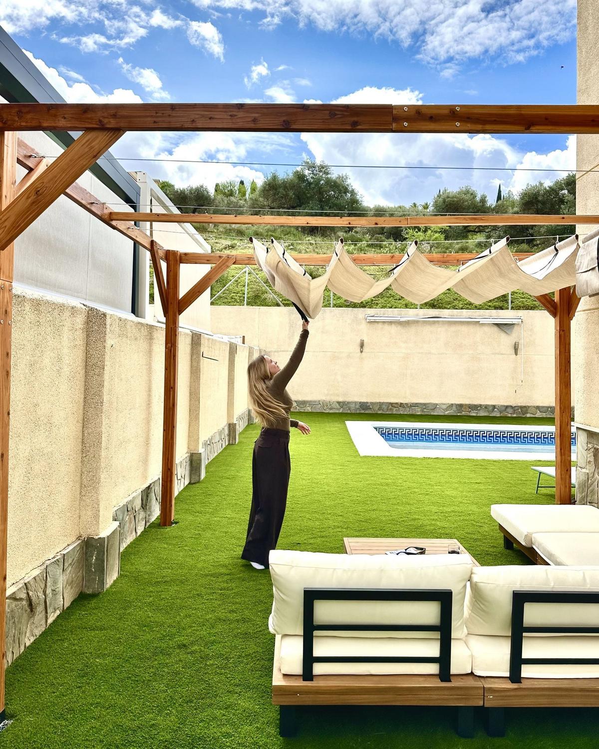 PAVILLON Tannenholz 320/380 cm Braun/Beige Villarosa - Beige/Braun, Textil (320/250/380cm) - Beliani