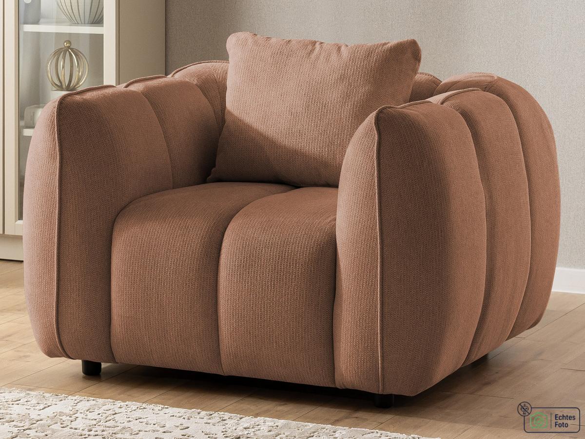 SESSEL Nubira in tief gesteppter Bubble-Optik aus weichem Terrakotta Strukturstoff im modernen Design - Terracotta/Schwarz, Holz/Kunststoff (115/69/89cm) - S-Style Möbel