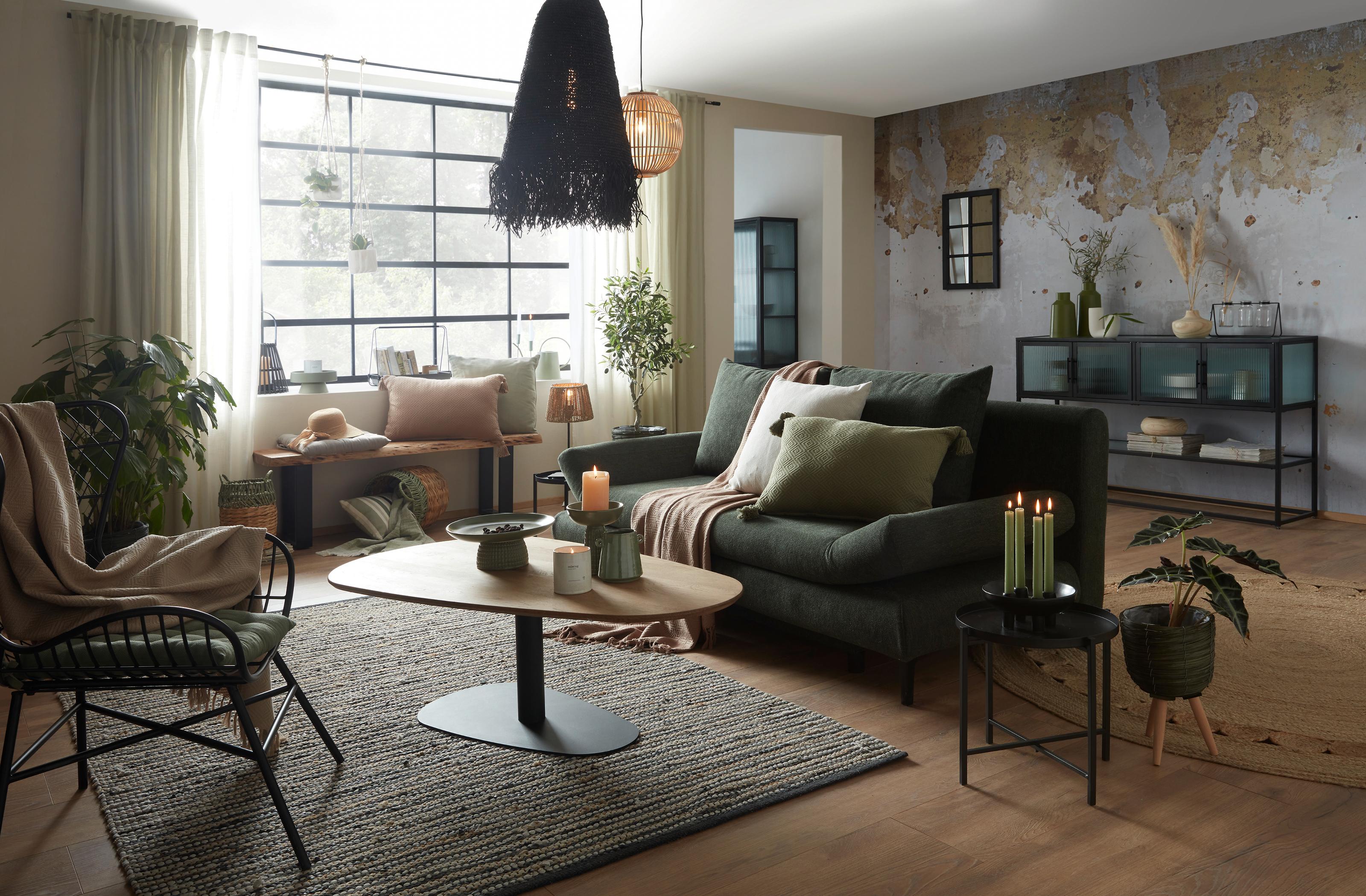 Salon z zielono-oliwkowymi dodatkami