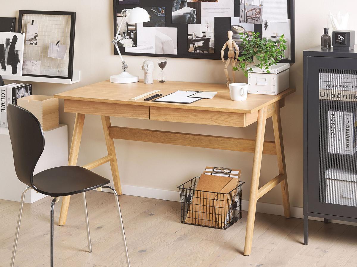 SCHREIBTISCH heller Holzfarbton 120/70/75 cm Sheslay - Hellgrau, Holzwerkstoff (70/120/75cm) - Beliani