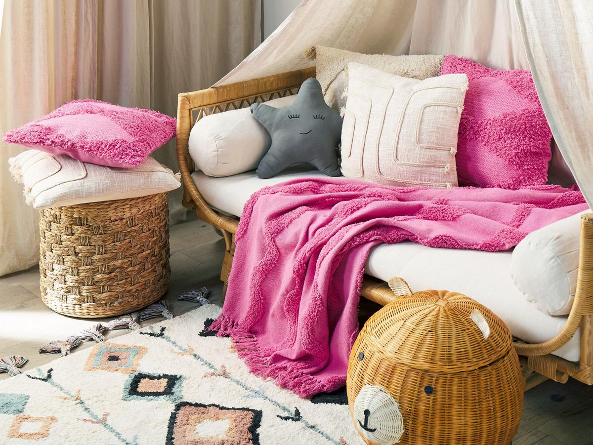 DECKE Rosa Khari 125/150 cm - Pink, Naturmaterialien/Textil (125/150cm) - Beliani