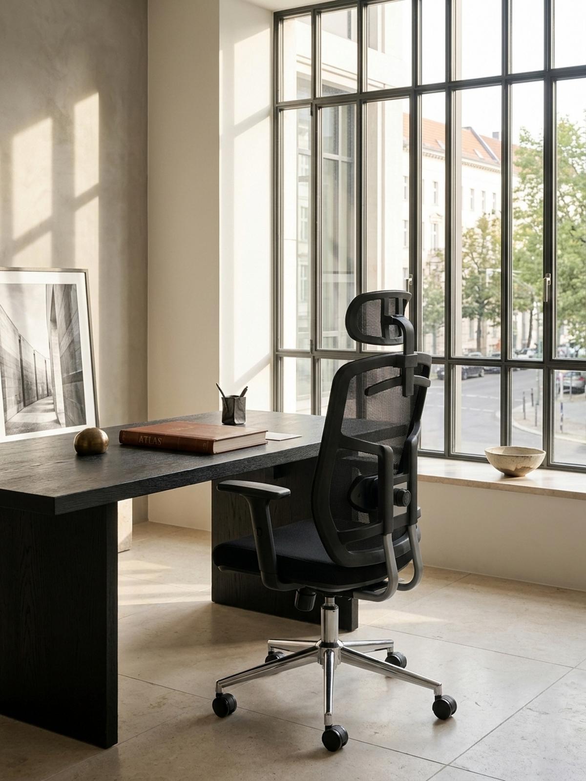 BÜRODREHSTUHL Schwarz Mesh mit Synchronmechanik, 3D-Armlehnen und Aluminiumfuß ALTAI - Silberfarben/Schwarz, Kunststoff/Textil (68/130/68cm) - KADIMA DESIGN