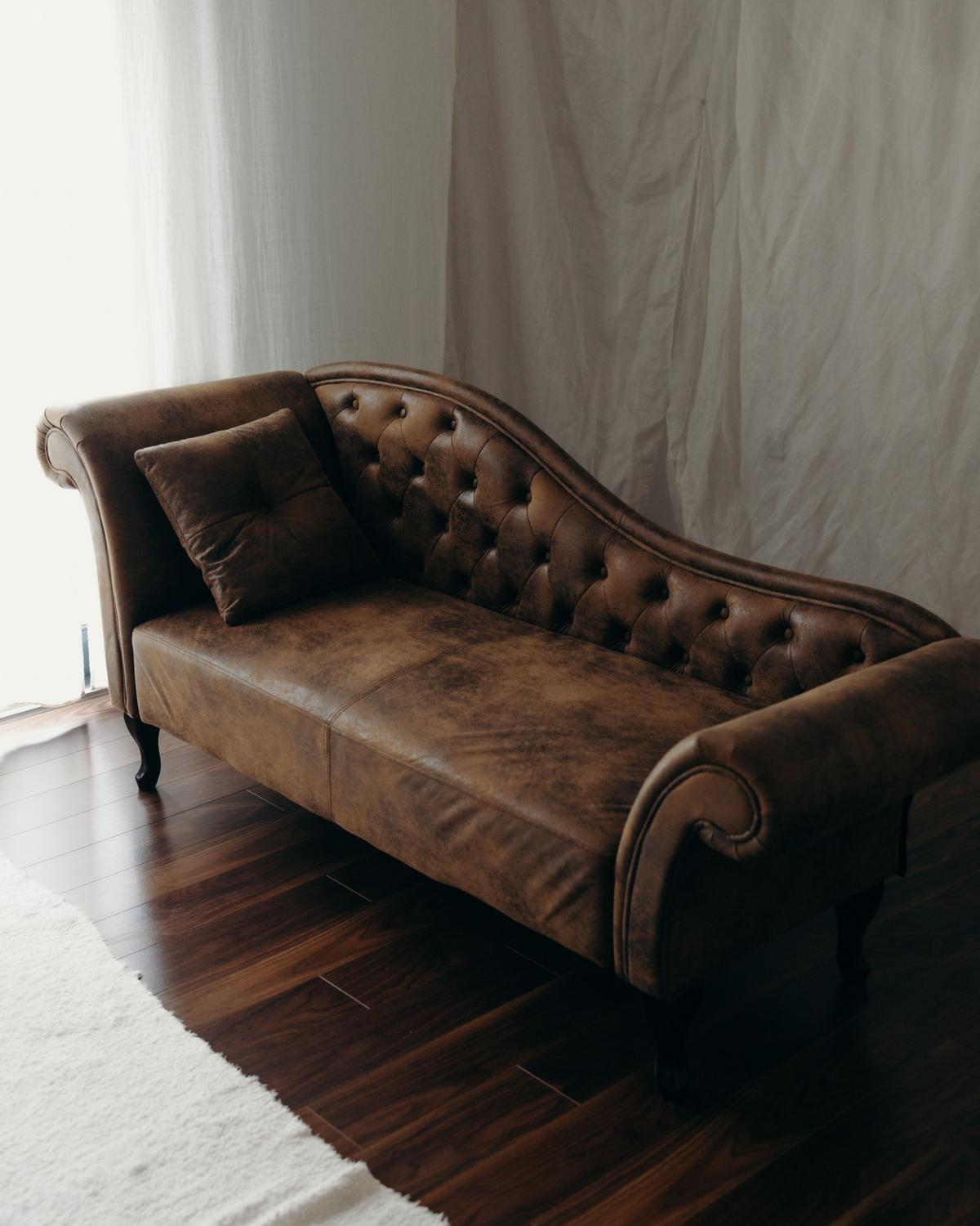 CHAISELONGUE Kunstleder hellbraun linksseitig Lattes - Braun, Kunststoff/Textil (188/87/59cm) - Beliani
