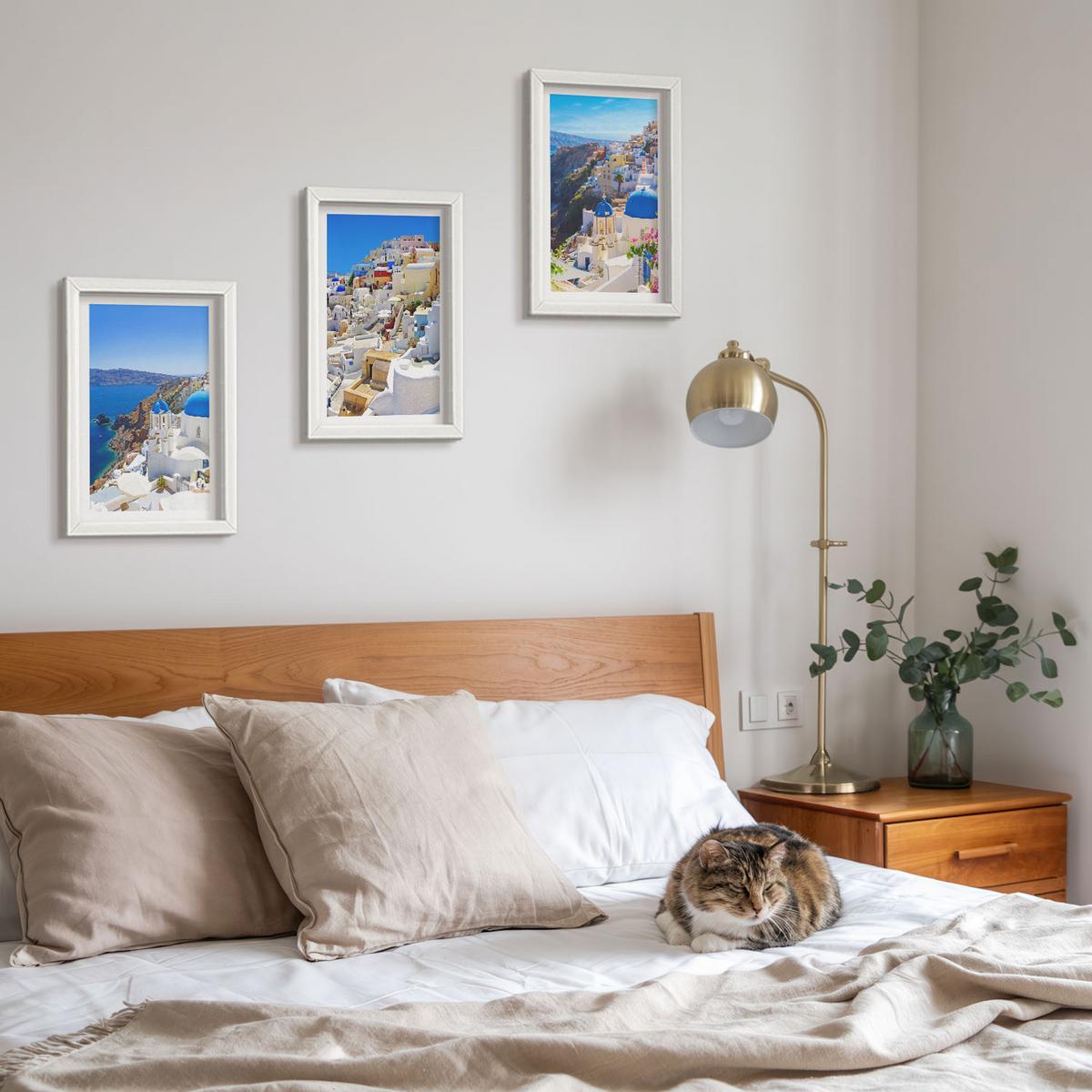 BILDER SET 3er Set - 20x30 cm Weißer Rahmen - Landschaftsarchitektur Oia Santorini - Weiß, Kunststoff (20/30cm) - TULUP