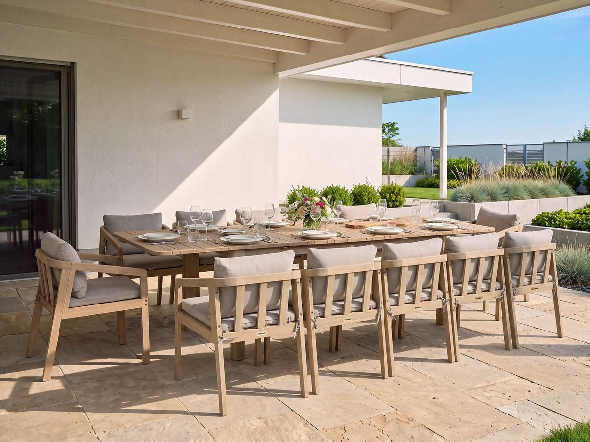GARTENMÖBEL-SET 12-Sitzer zertifiziertes Akazienholz Hellbraun Toscanella - Hellbraun/Beige, Holz - Beliani