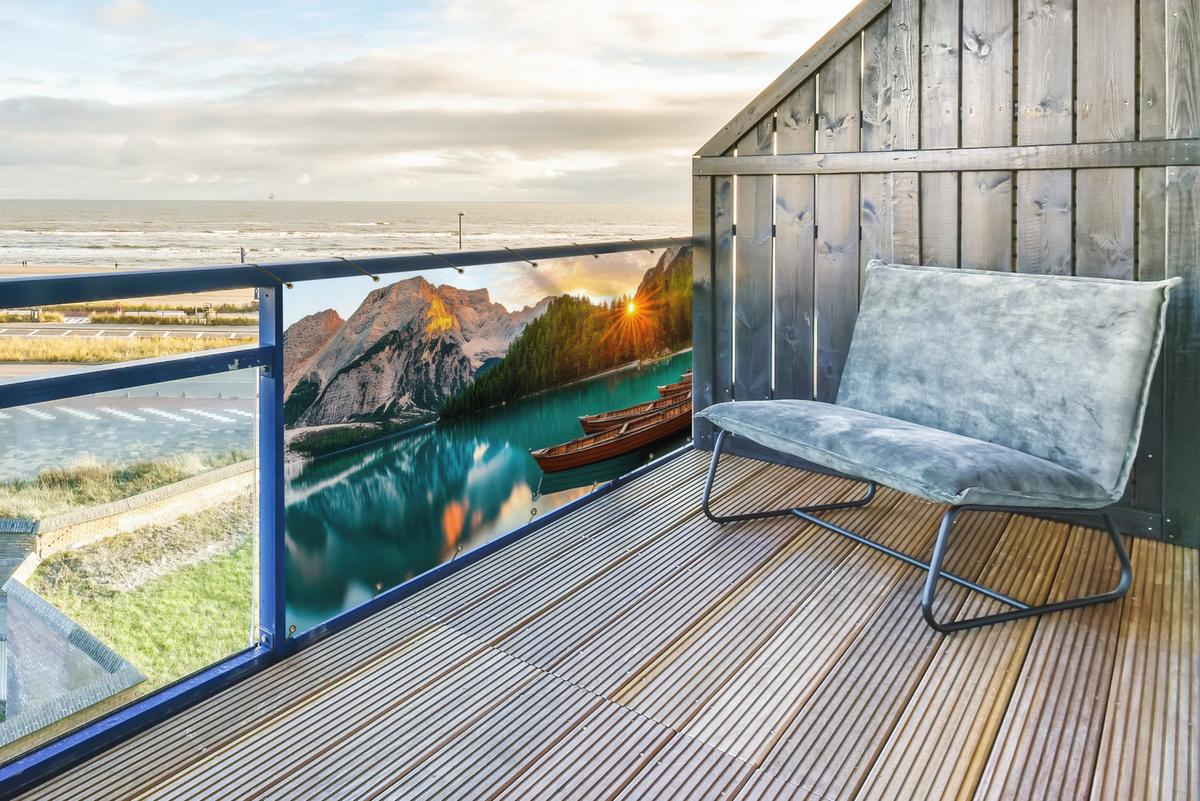 BALKON-SICHTSCHUTZ See - Berge - Sonnenuntergang - Boot Witterungsbeständig 200x110 cm - Petrol, Kunststoff (200/110cm) - MuchoWow