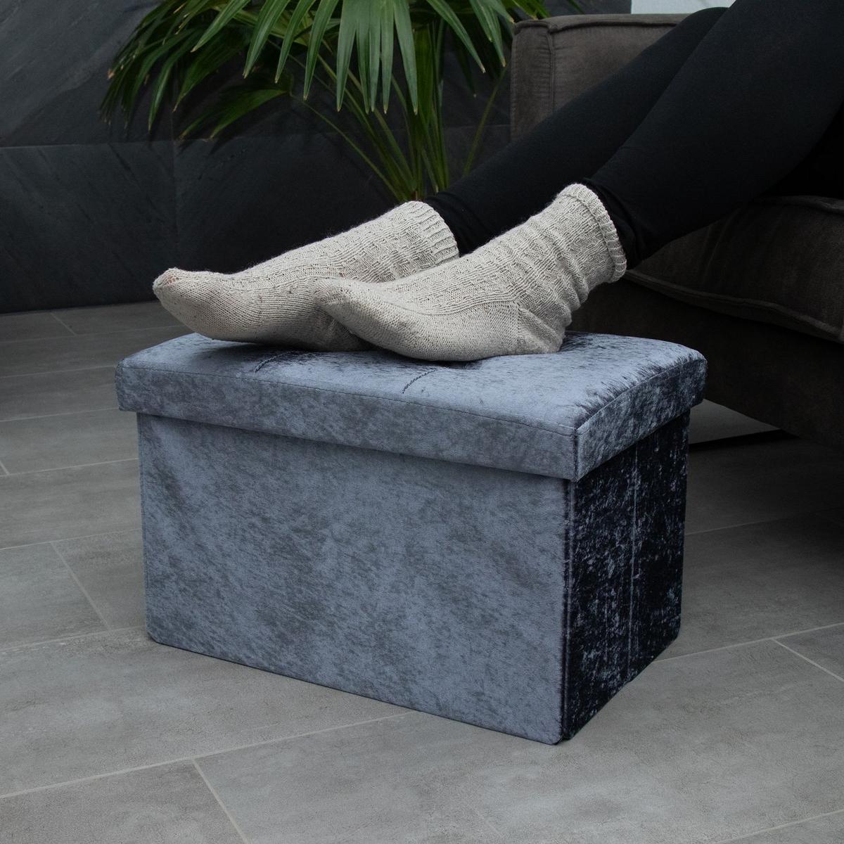 SITZBANK Faltbar mit Samtbezug 49/30/30 cm (Grau) - Grau, Karton (30/30/49cm) - Intirilife