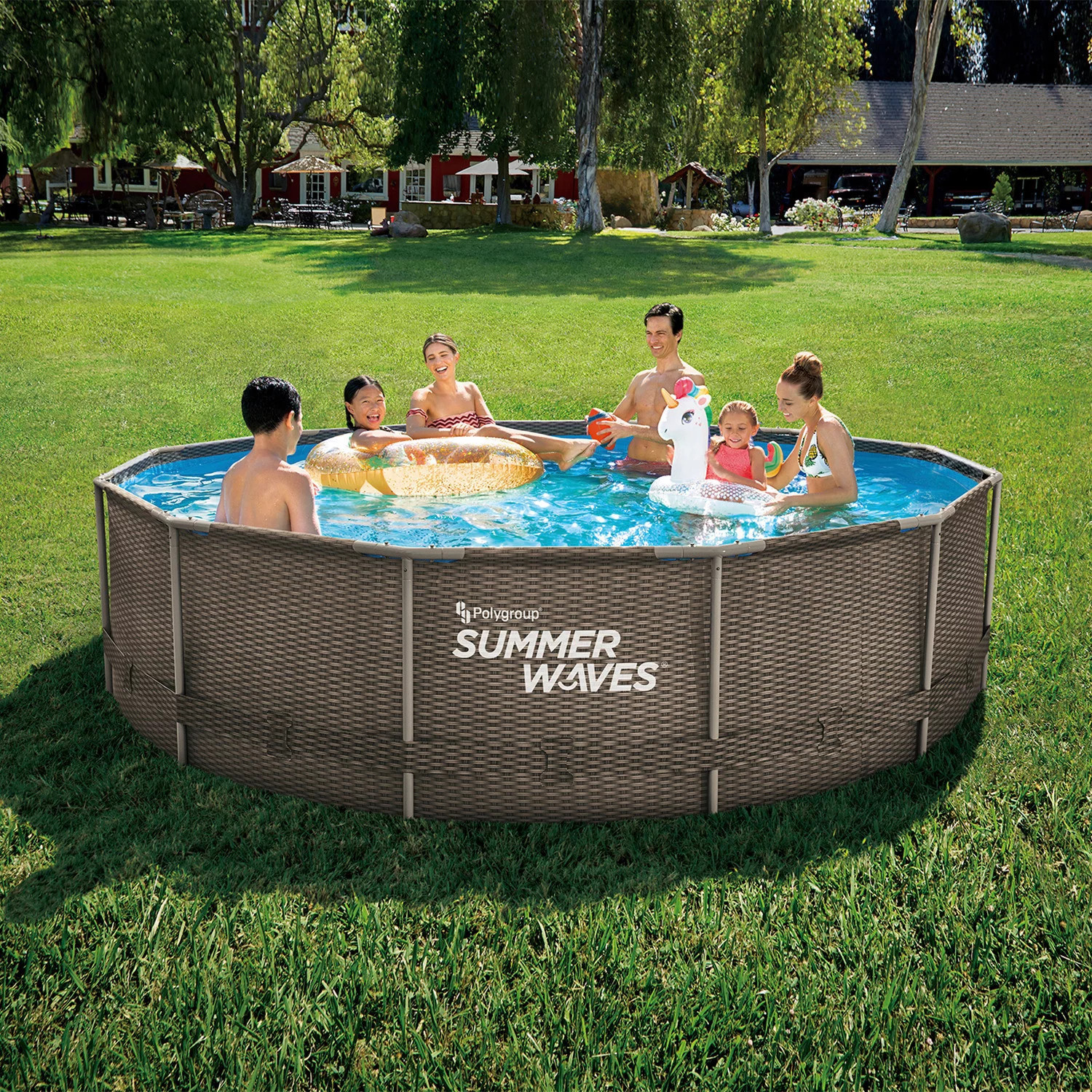 Medence látványkép