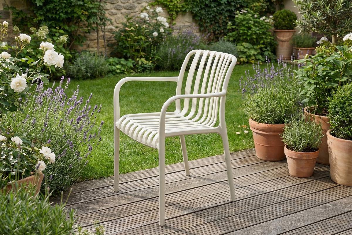 GARTENSTUHL MIAVA Cremeweiß Kunststoff Stapelbar (1er-Set) - Creme, Kunststoff (56/81/57cm) - KAWOLA
