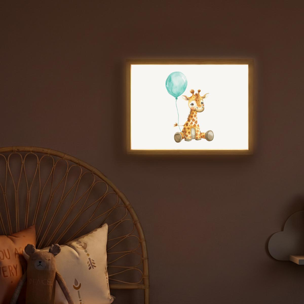 WANDLEUCHTE MIT AKKU Giraffe - Baby - Tiere - Blauer Ballon 40x30 cm - Weiß, Holzwerkstoff (40/30/8cm) - OnlyWow